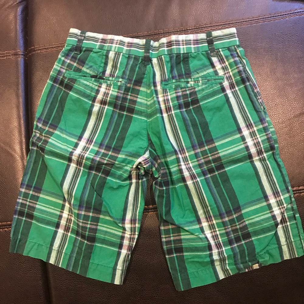 Shorts - Picture 2 of 4